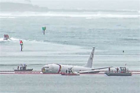 US Navy plane overshoots runway, ends up in Hawaii bay